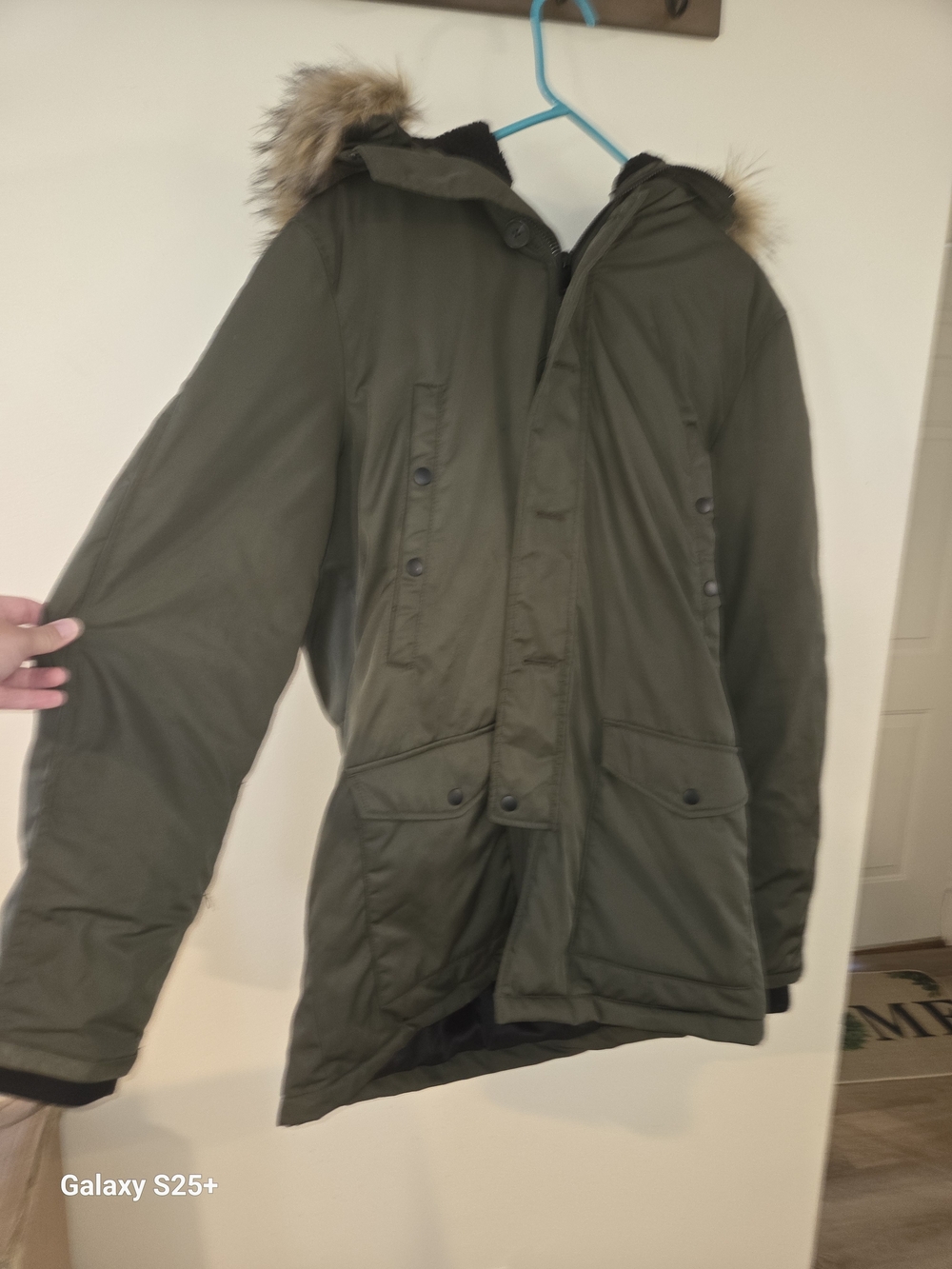 Express Olive Green Women's Parka with Faux-Fur Hood Trim